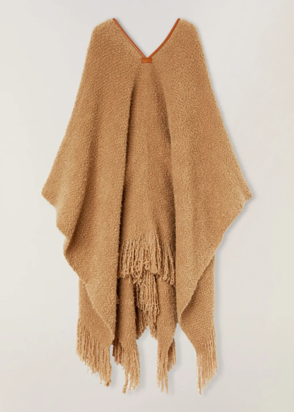Poncho Fluffy