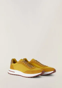 Sneakers Week End Walk
