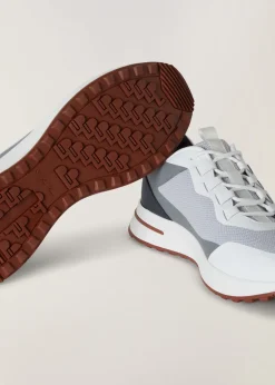 Sneakers Week-End Walk