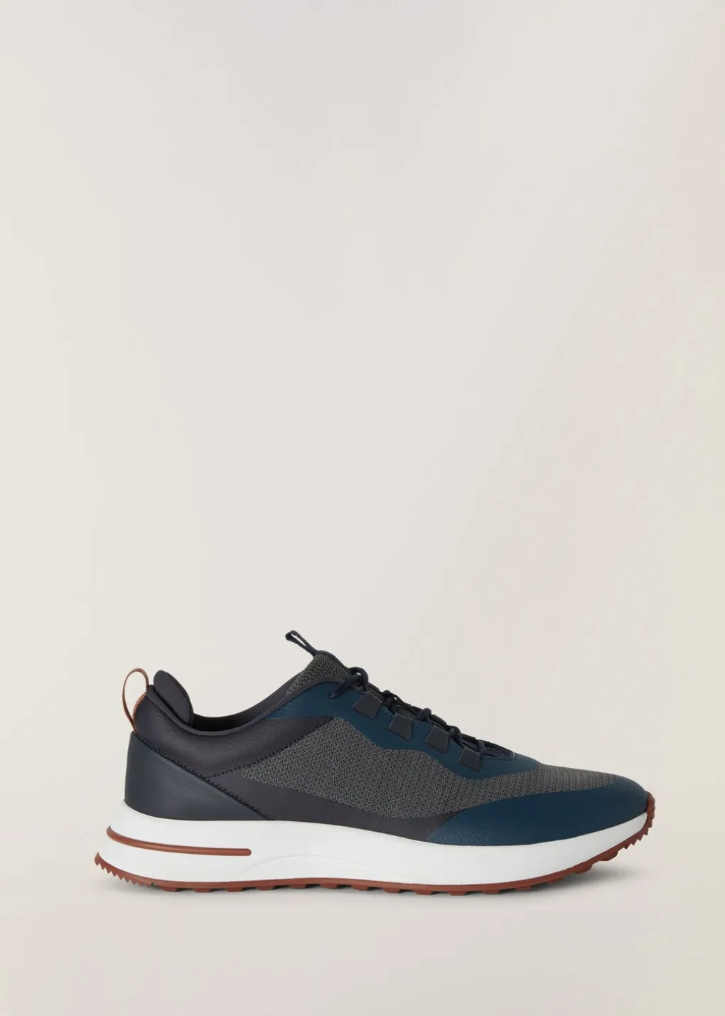 Sneakers Week-End Walk